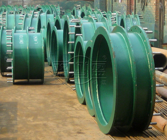 重慶市綦江縣各型號(hào)防水套管展示